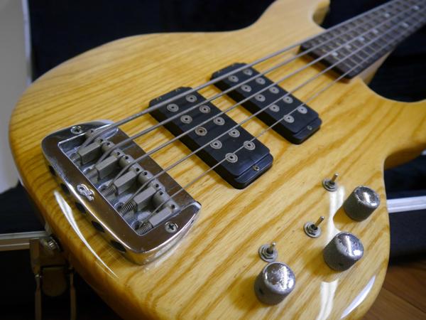 G&L エレキベース/5弦ベース L-2500 - 楽器の買取屋さん｜最短30