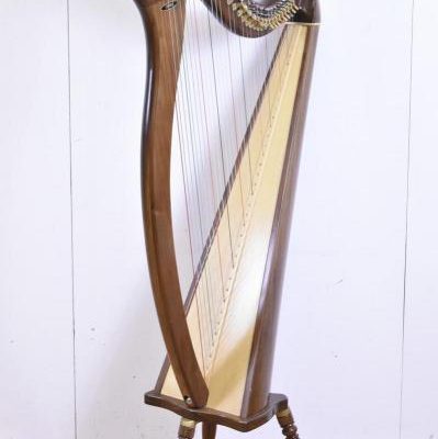 弦楽器 青山ハープ 34弦 ノンペダル お勧めのハープです。美品です
