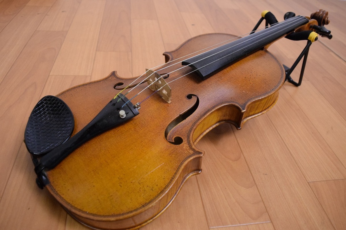Antonius Stradivarius.Cremonensis バイオリンストラディバリウス