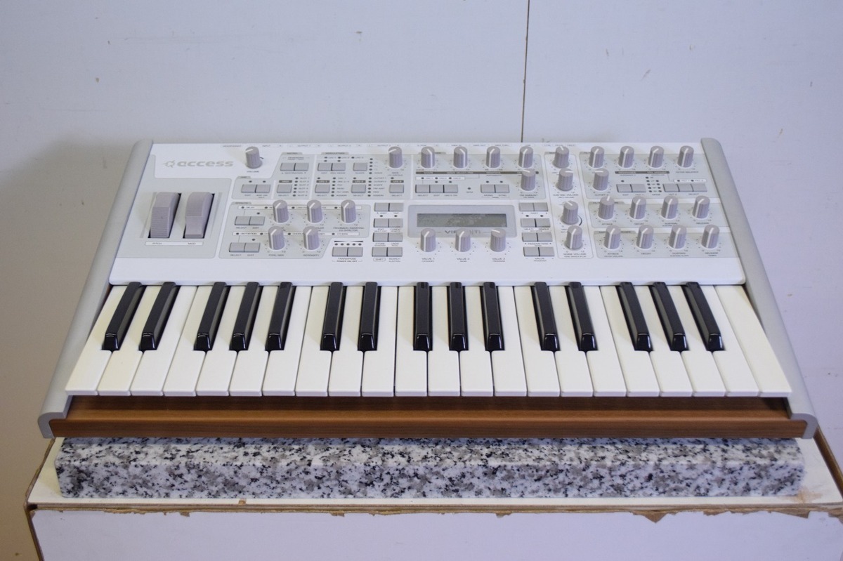 Access Virus TI 37鍵シンセサイザー ACCESS/シンセサイザー/VIRUS TI2 KEYBOARD -DJ機材アナログ