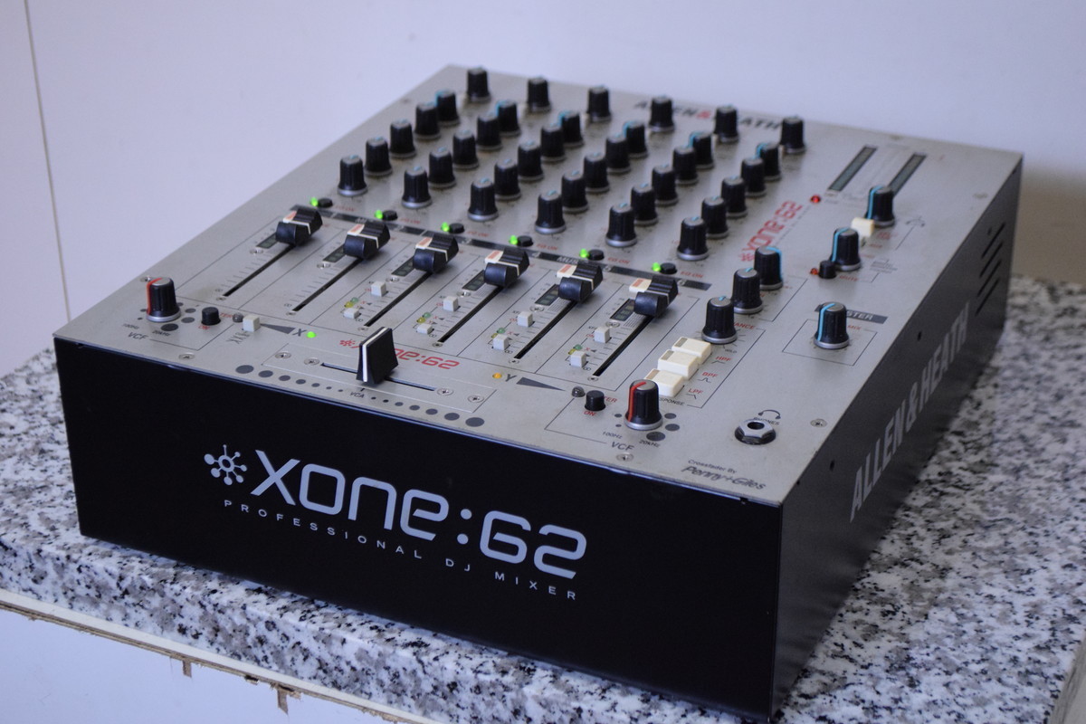 Allen & Heath Xone 62 アレン & ヒース DJミキサ | 楽器の買取屋さん