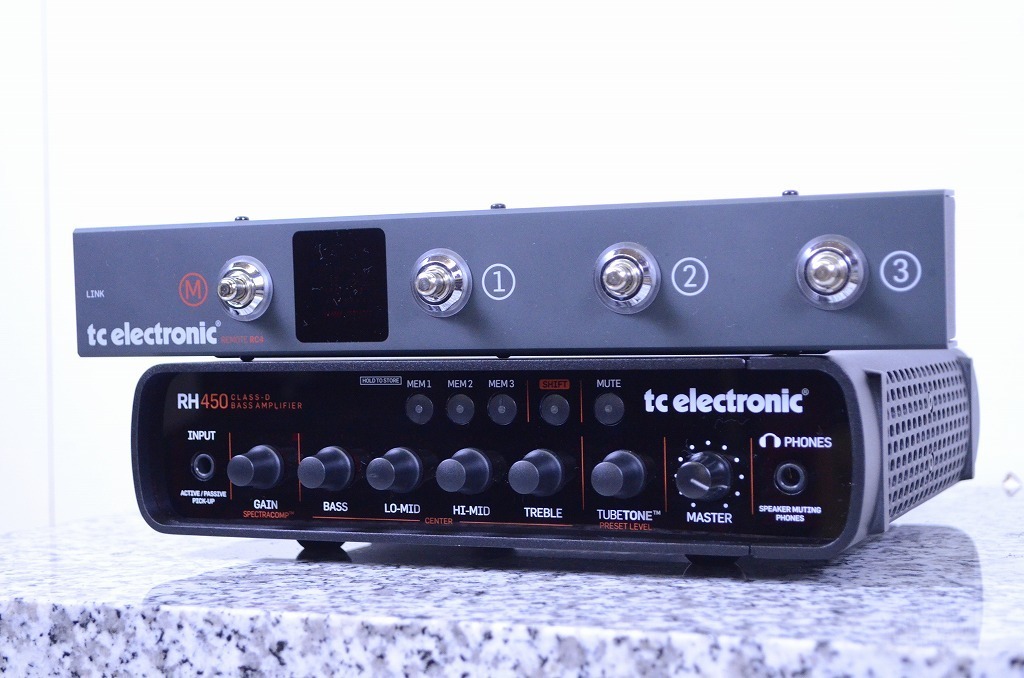tc electronic RH450 RC4 ベースアンプヘッド&フットスイッチ - 楽器の 