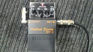 BOSS・MT-2（メタルゾーン）を徹底レビュー！音作りのポイントとメタルギタリストに愛される理由