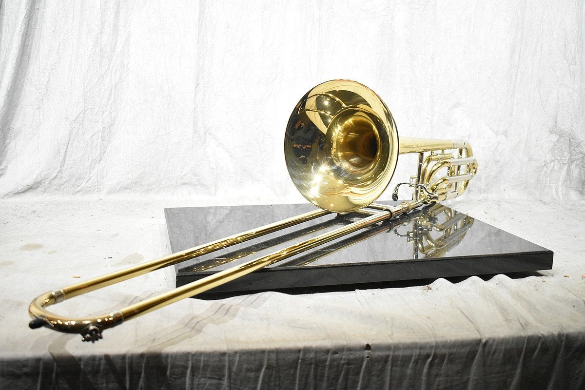 Bach バック　トロンボーン　Stradivarius 42BO 即演奏可 Bach/バック テナーバストロンボーン Stradivarius Model 42
