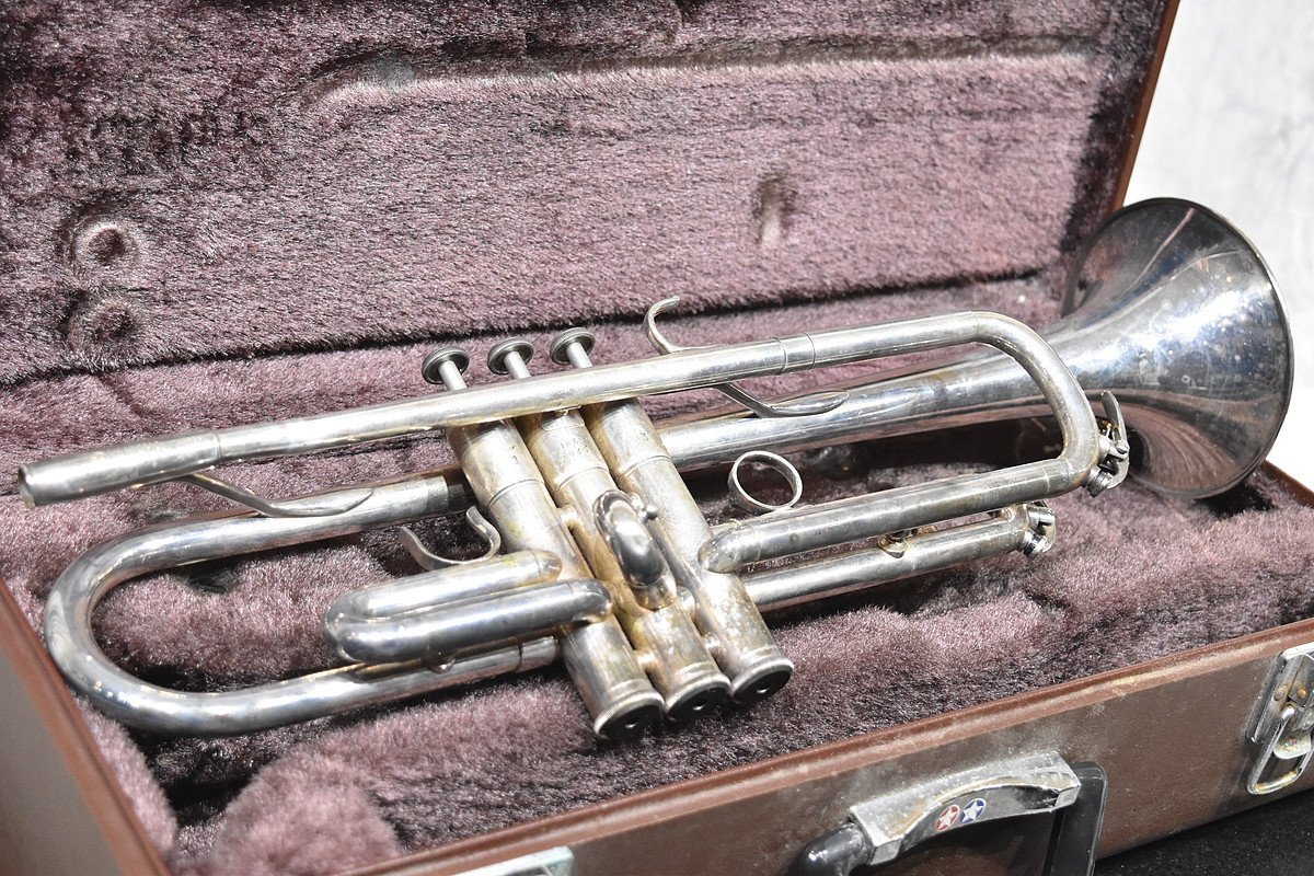 27002 YAMAHA トランペット　YTR-6320 YAMAHA YTR-6320 Trumpet Musical instrument Hard Case Japan