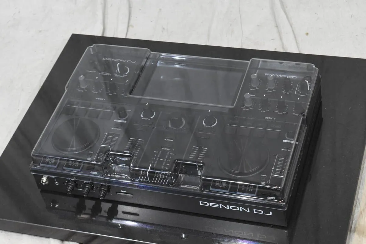 DJ機材 Denon Prime GO 2-Deck Rechargeable Smart DJ Console with 7” Touchscreen