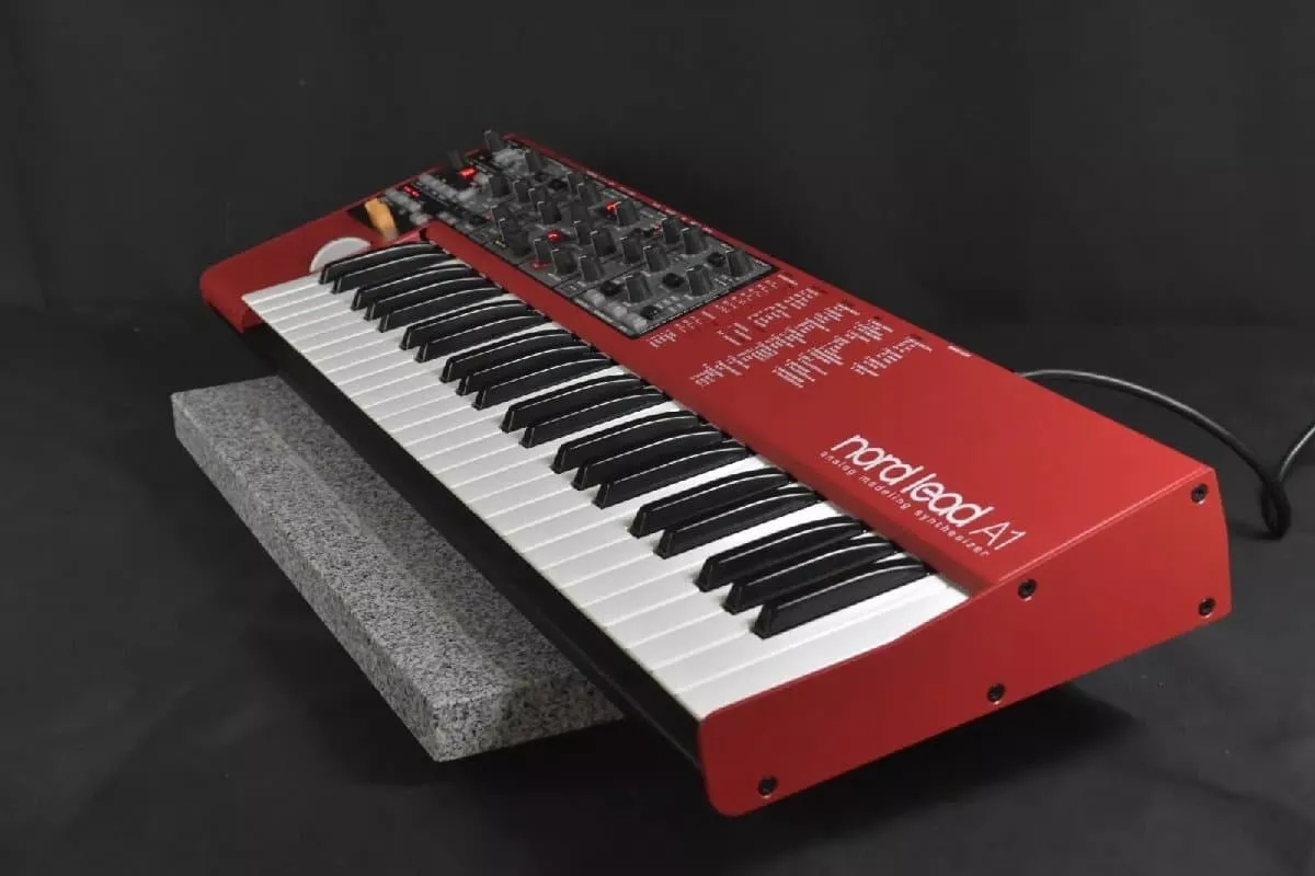 Nord ノード Lead A1 アナログモデリングシンセサイザー - 楽器の買取