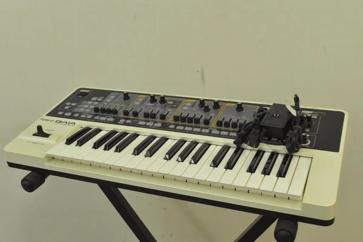 Roland ローランド GAIA SH-01 シンセサイザー キーボード - 楽器の