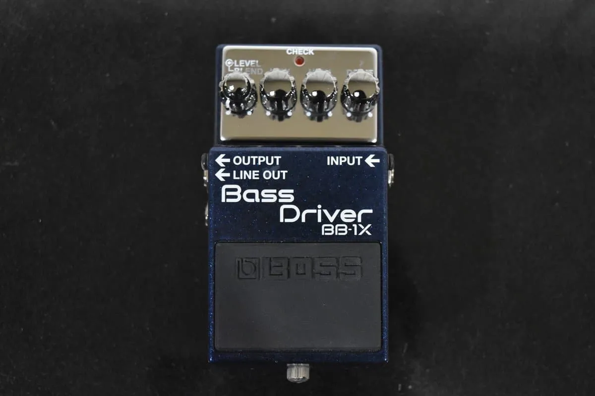 BOSS BB-1X ベースエフェクター BOSS BASS DRIVER BB-1X 【渋谷店】【新製品/予約受付中】 - YouTube