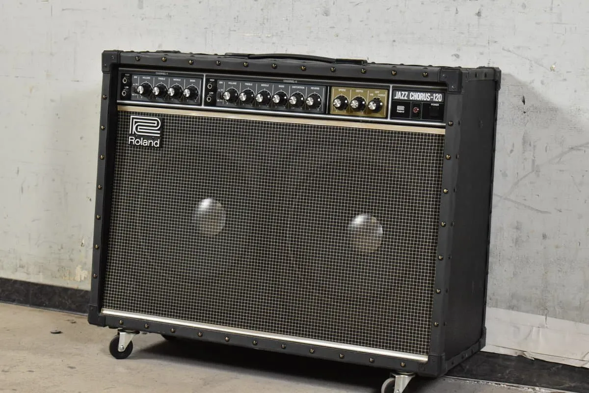 ROLAND ローランド JC-120B JAZZ CHORUS-120 ギターアンプ コンボ
