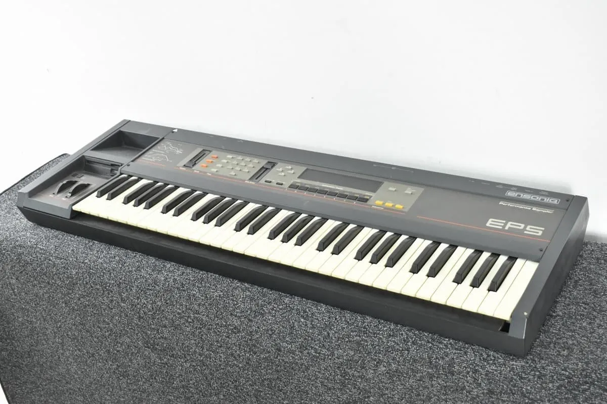 Ensoniq EPS エンソニック サンプリングシンセサイザー ジャンク
