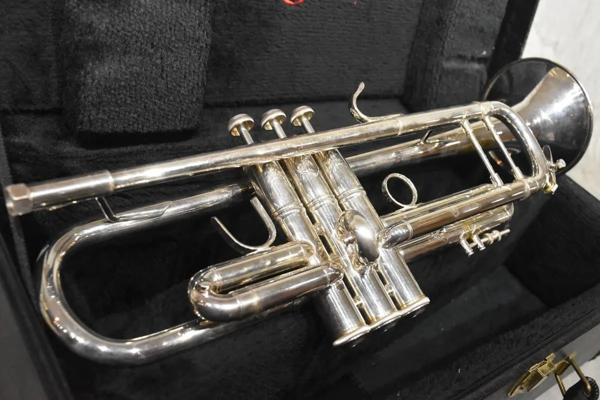 BACH バック トランペット Stradivarius 37G - 楽器の買取屋さん｜最短