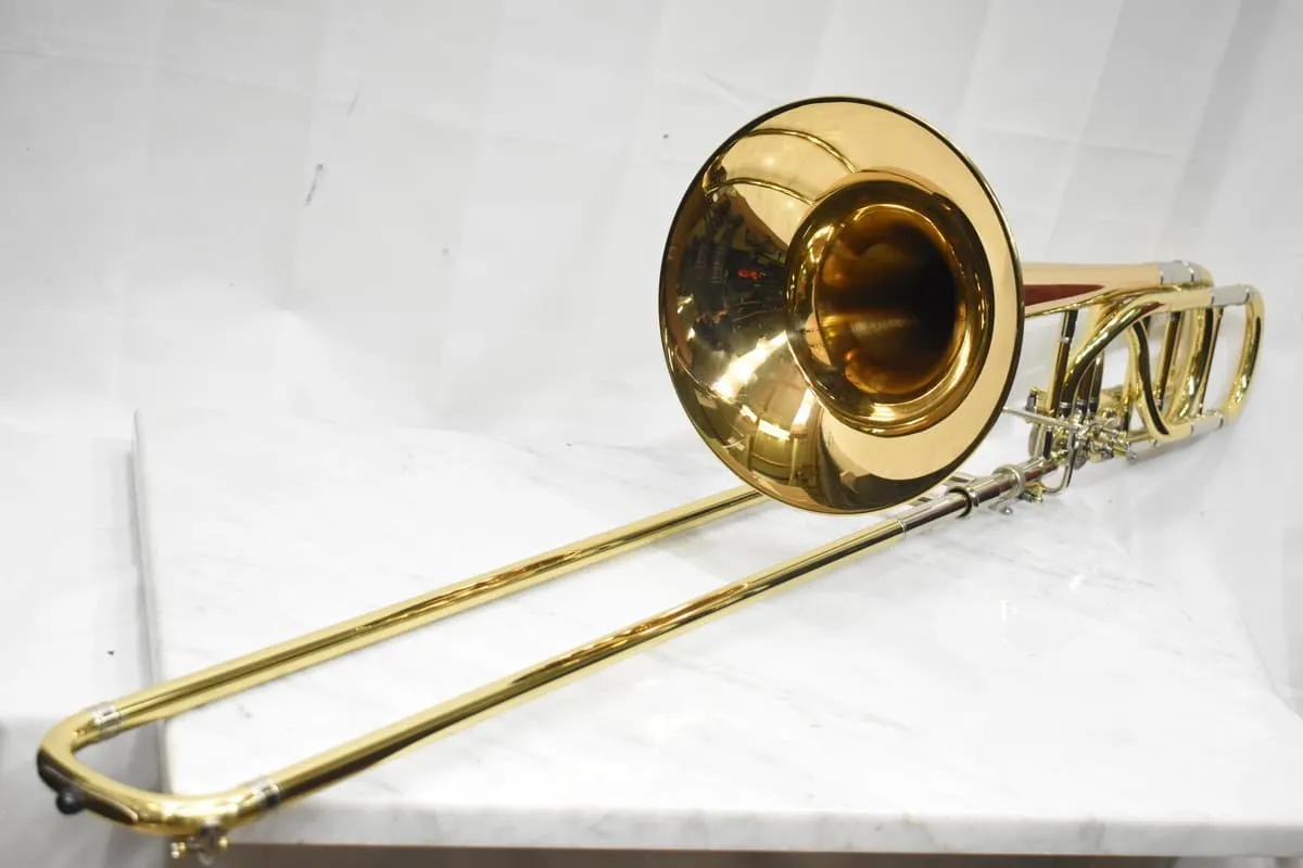 新しいブランド YAMAHA/ヤマハ バストロンボーン Xeno YBL813UG - 楽器の買取屋 管楽器・吹奏楽器