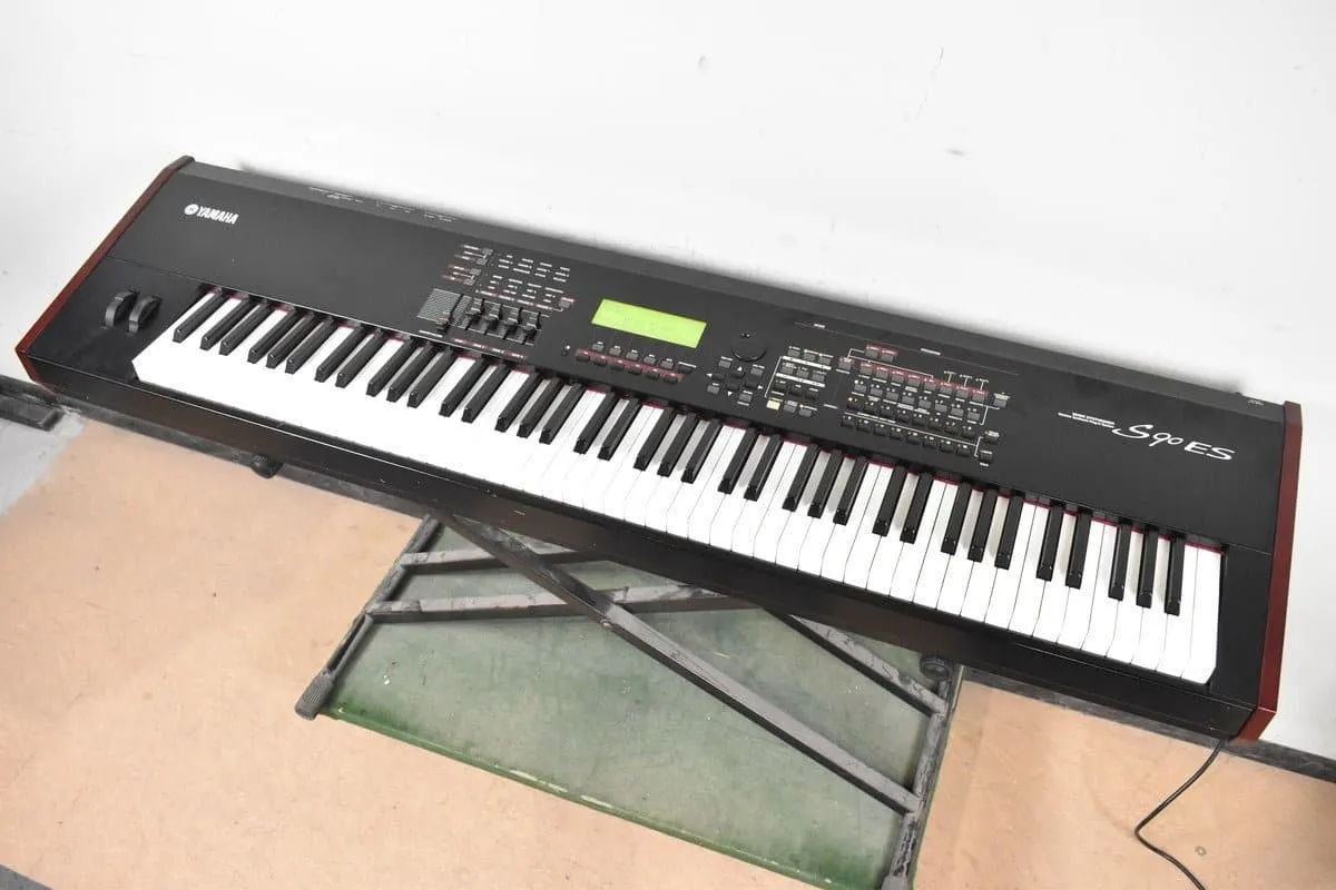 YAMAHA ヤマハ S90 ES シンセサイザー 88鍵 - 楽器の買取屋さん｜最短