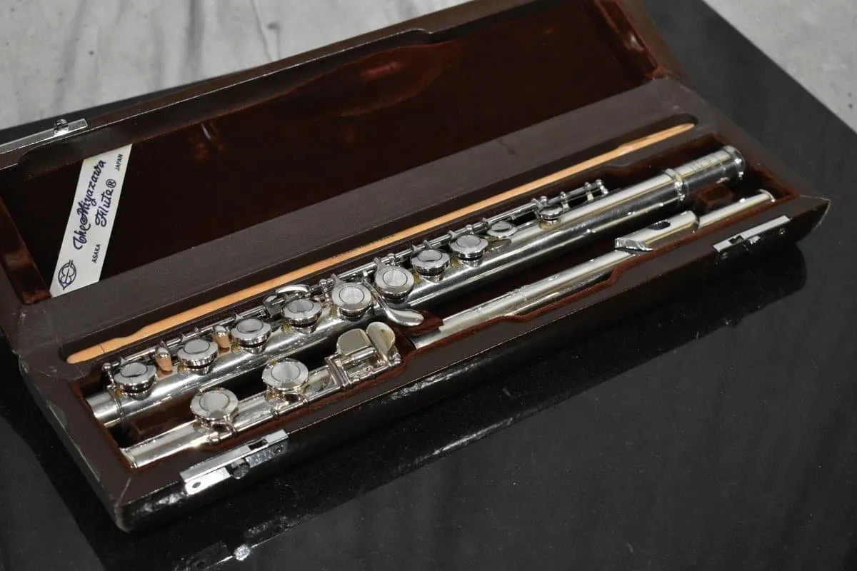 ミヤザワフルートMS95S 中古品 Miyazawa MS-95 【未修理特価】 ミヤザワ 【 そよら成田ニュー