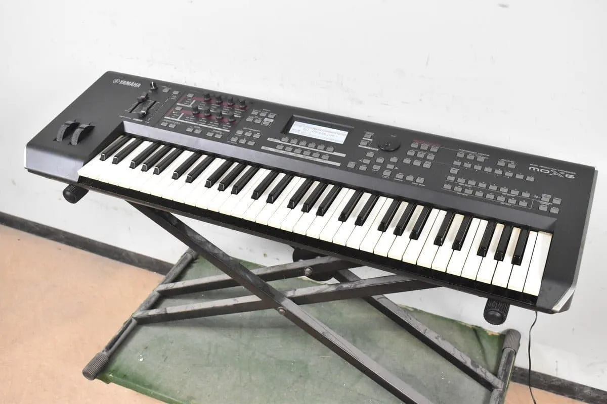 YAMAHA ヤマハ シンセサイザー MOX6 - 楽器の買取屋さん｜最短30分で