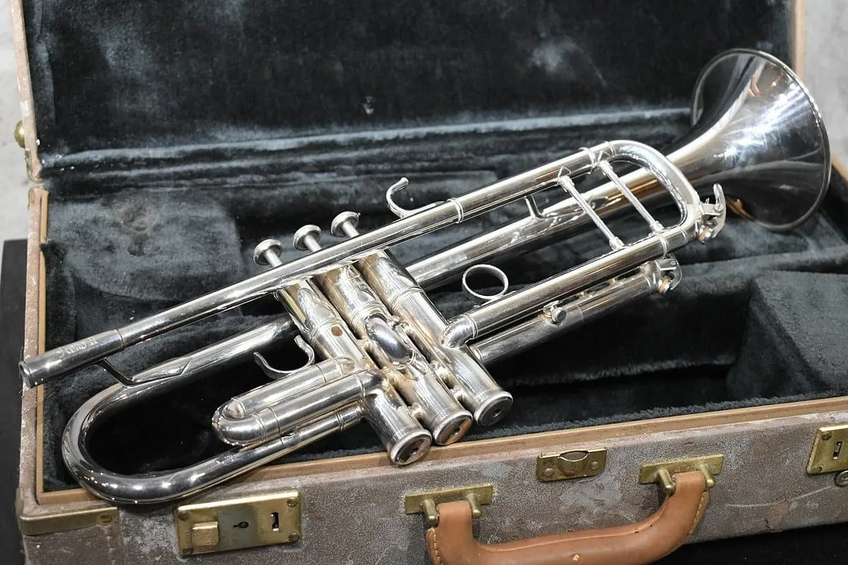 YAMAHA/ヤマハ トランペット Xeno YTR-8335UG - 楽器の買取屋さん