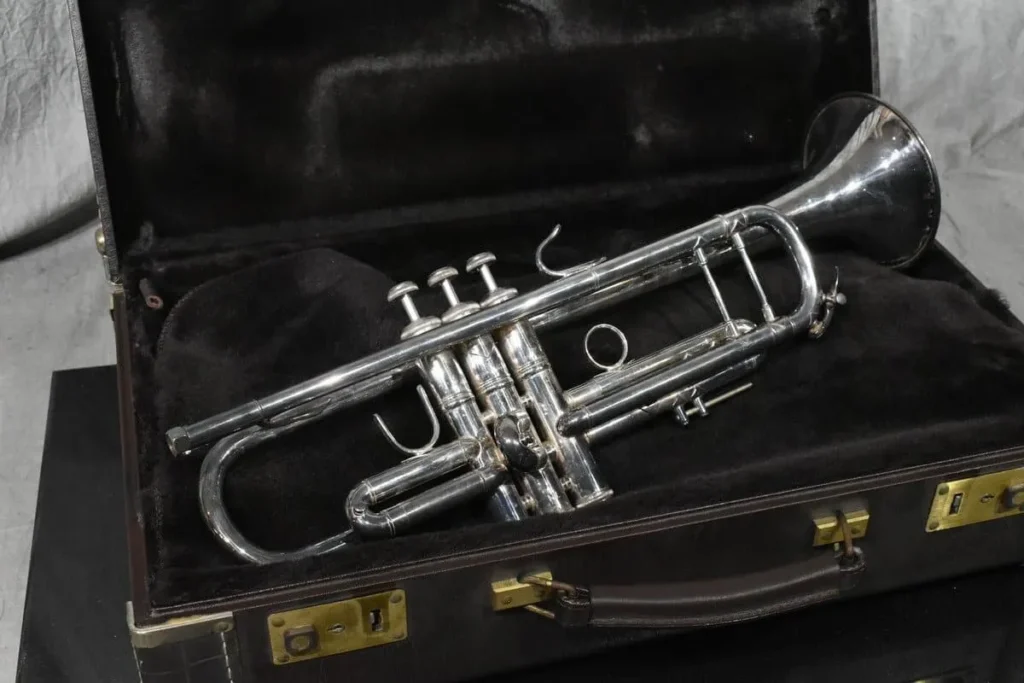 L*y様 ■Bach Stradivarius Model37 MLトランペット Bach/バック トランペット Stradivarius Model 37 ML - 楽器の買取屋